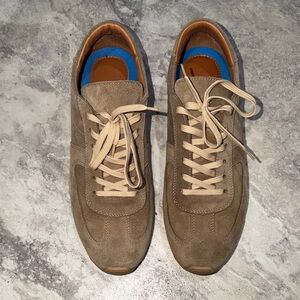 Men's Tan Suede Sneakers